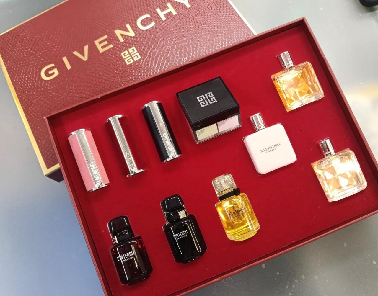 GIVENCHY SET  Perfumes