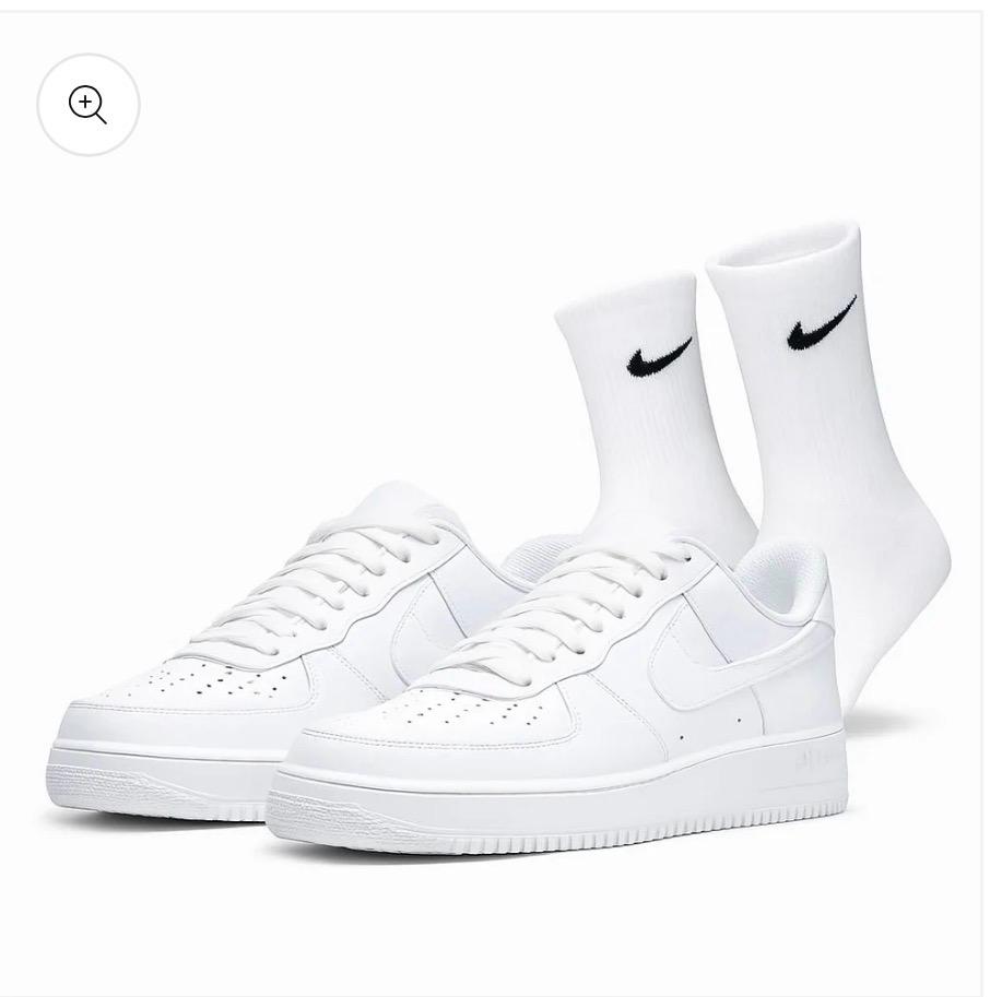 Nike Air Force 1s+Nike socks combo