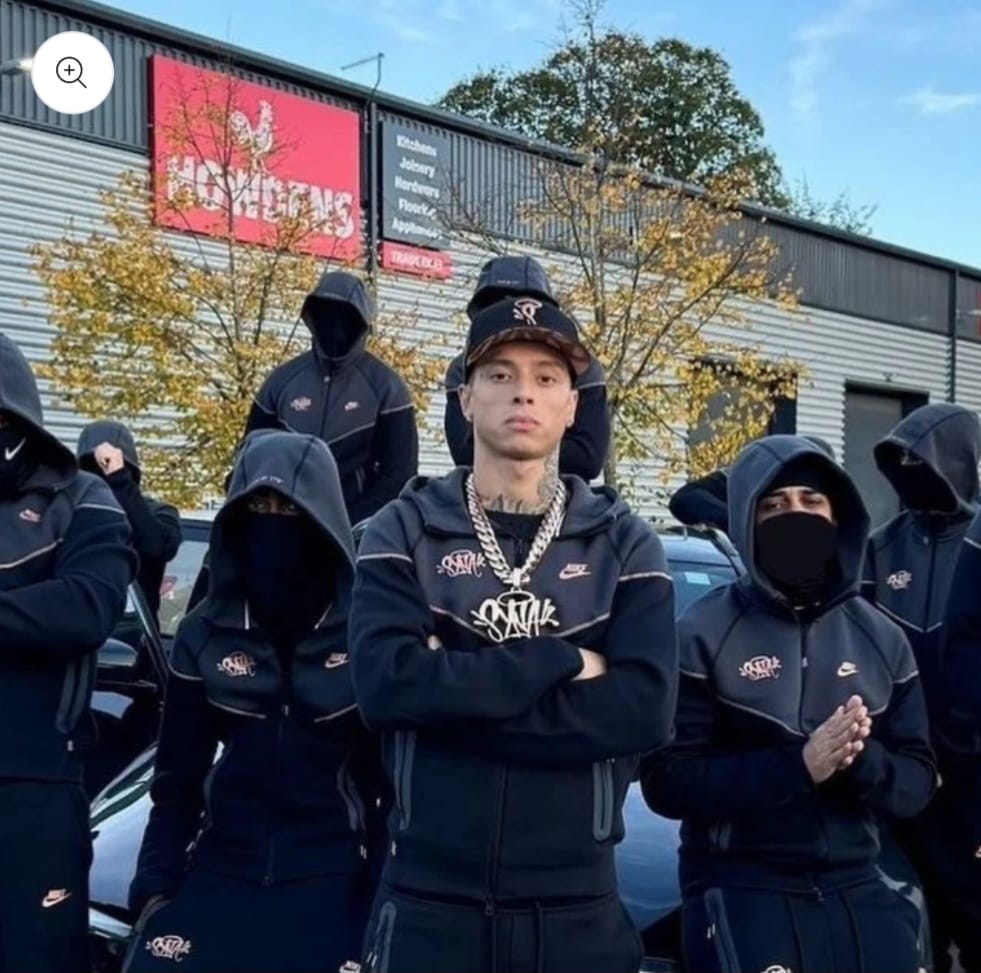 Syna World X Nike